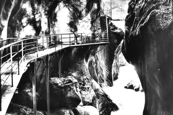 Photo des Gorges au tout début de son exploitation il y a 130 ans